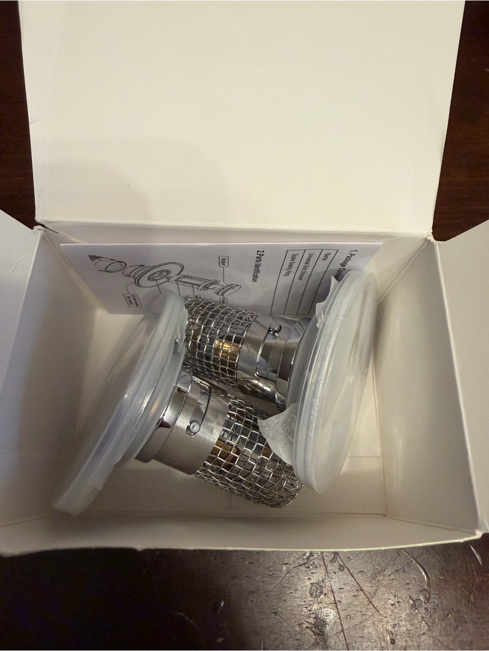2 drain strainers